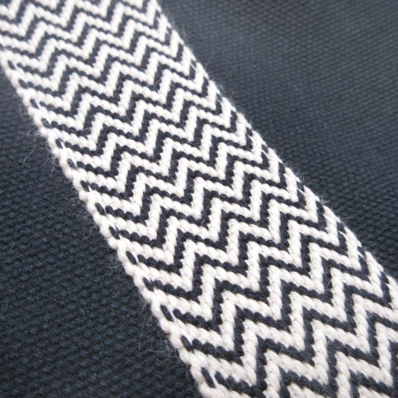 愛馬仕 Cannes PM 手提包，帆佈人字紋，帶小袋，黑色/象牙色，女士款-6