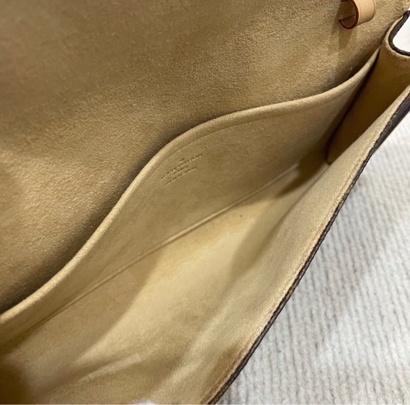 【全網最低價✨95新】LV 老花信封包 可單肩斜背-8