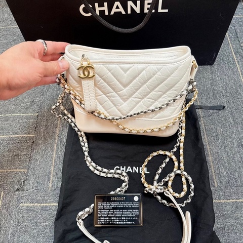 【97新 ✨ 全網最低價！】Chanel 29開 有保卡 流浪包 小號 白色 金扣 白雪公主