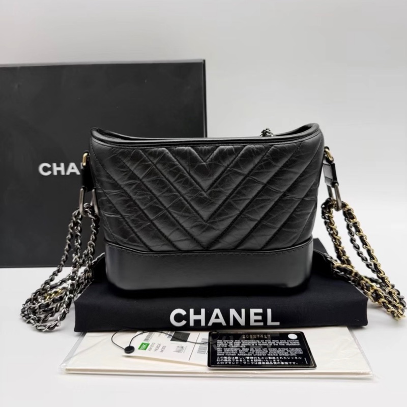 【95新 ✨ 全網最低價!】Chanel 流浪包 山形紋 小號 黑色 金扣-1