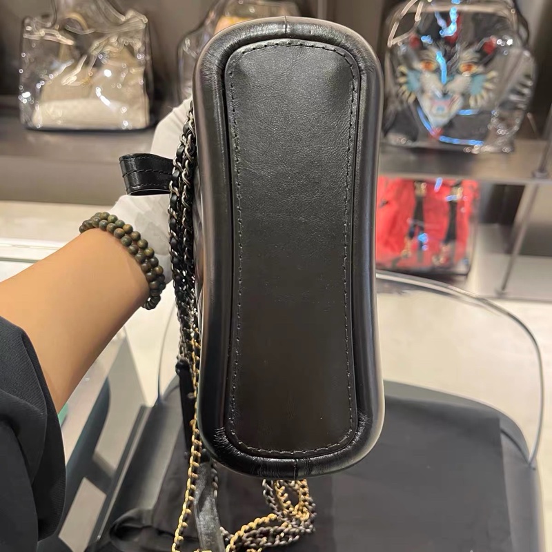 【95新 ✨ 全網最低價!】Chanel 流浪包 山形紋 小號 黑色 金扣-11