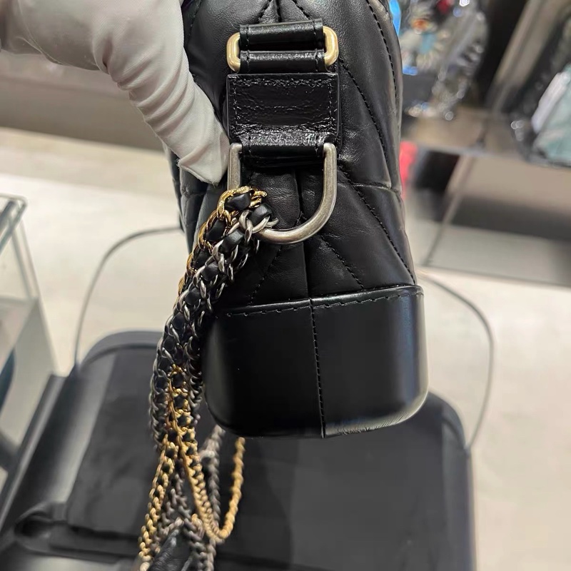 【95新 ✨ 全網最低價!】Chanel 流浪包 山形紋 小號 黑色 金扣-13