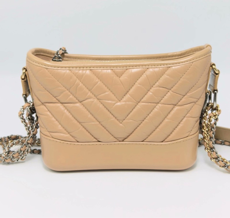 【97新 ✨ 全網最低價！】Chanel 29開有卡 流浪包 山形紋 小號 奶茶色 金扣-1