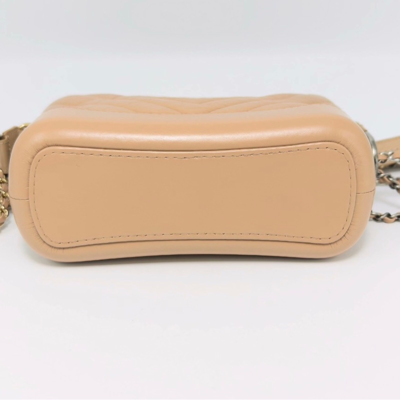 【97新 ✨ 全網最低價！】Chanel 29開有卡 流浪包 山形紋 小號 奶茶色 金扣-4