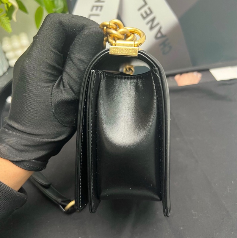 【96新 ✨ 全網最低價！】Chanel leboy mini 黑色金扣 牛皮 芯片款新款-2