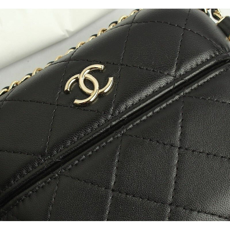 【包稅】CHANEL 黑色金色鏈條迷你斜背包系列-5