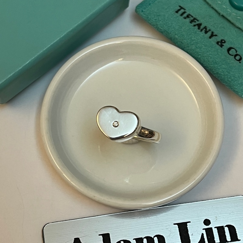 Tiffany & co 愛心鑽石戒指-3