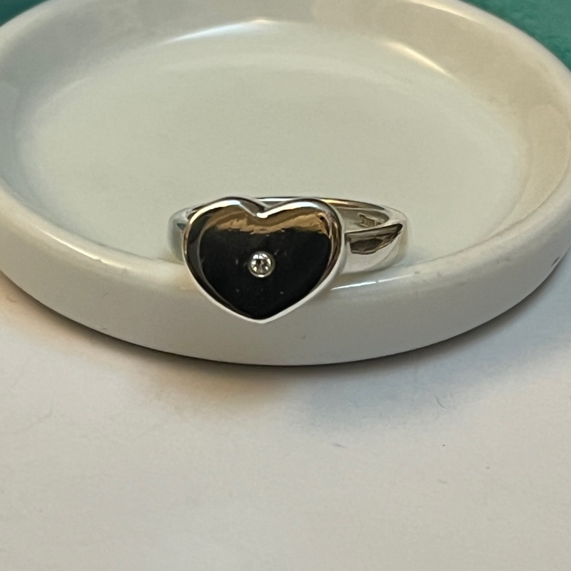 Tiffany & co 愛心鑽石戒指-15