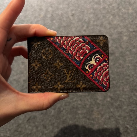 Lv 真皮小鏡子