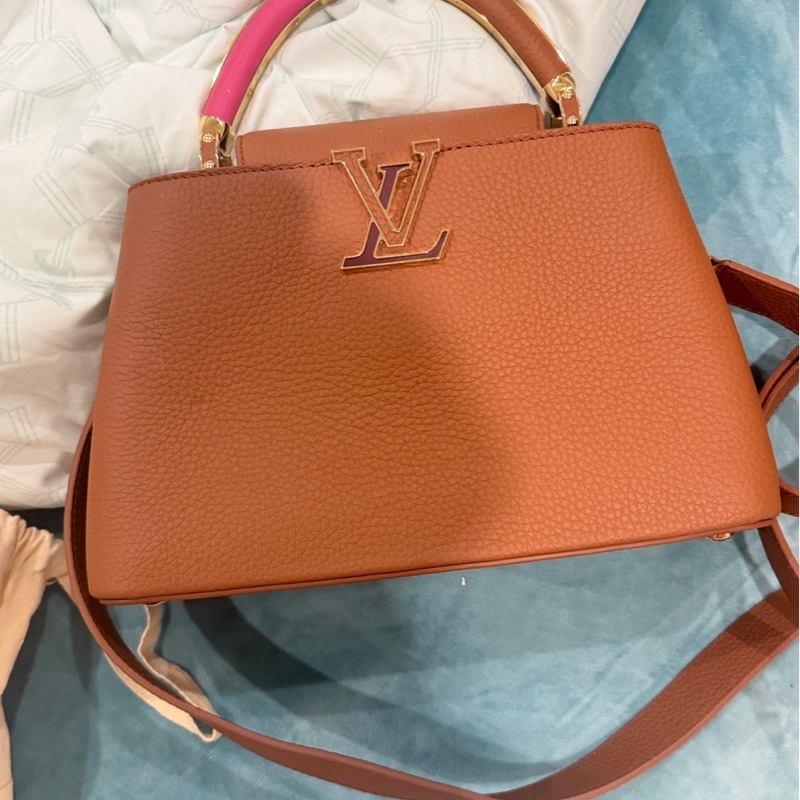 M11722 Capucines BB-5