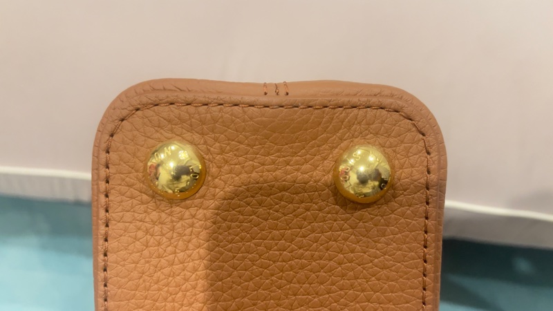 M11722 Capucines BB-13