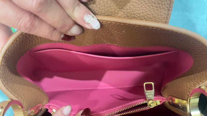 M11722 Capucines BB-14