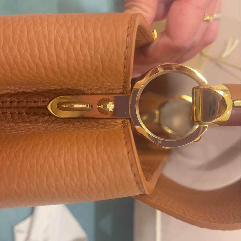 M11722 Capucines BB-22