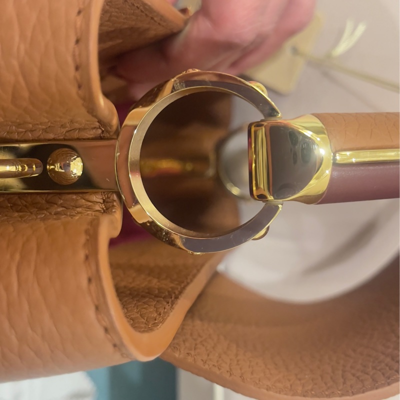 M11722 Capucines BB-23