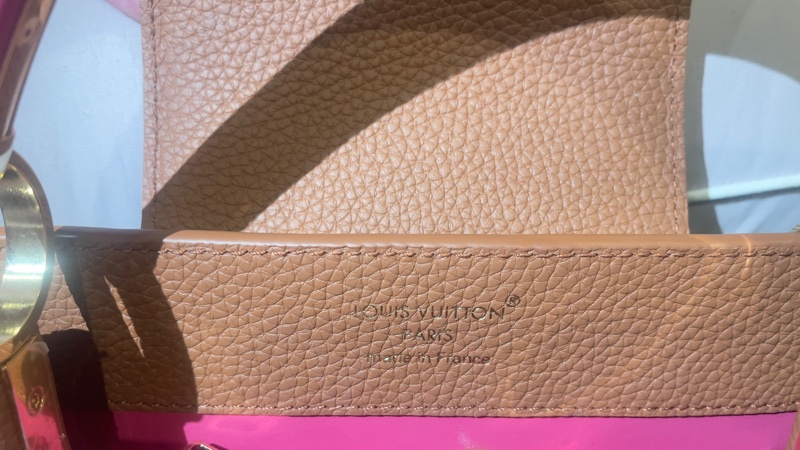 M11722 Capucines BB-37