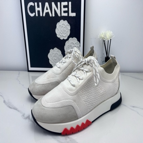 97新Hermes愛馬仕 白色針織運動鞋 42.5碼 無附件