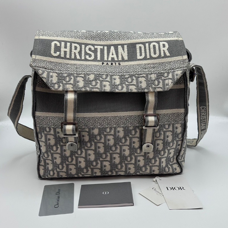 DIOR 淺灰色老花郵差肩背斜背包28*26*12 98新配件塵袋-1
