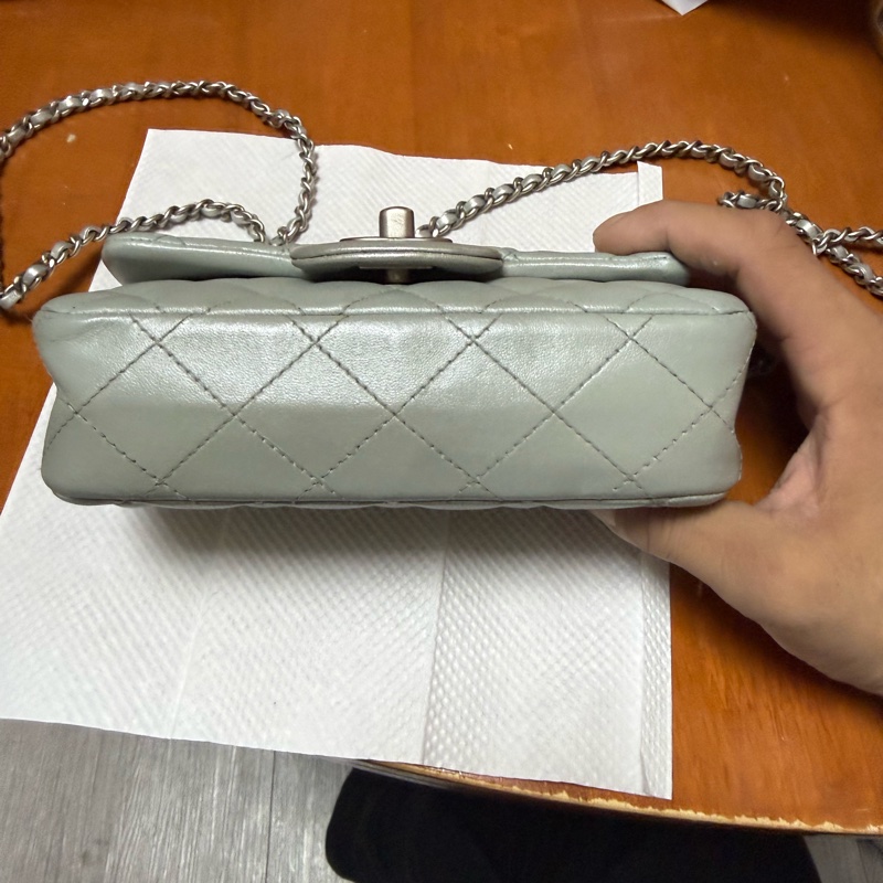 CHANEL CLASSIC FLAF EXTRA MINI 17cm-4