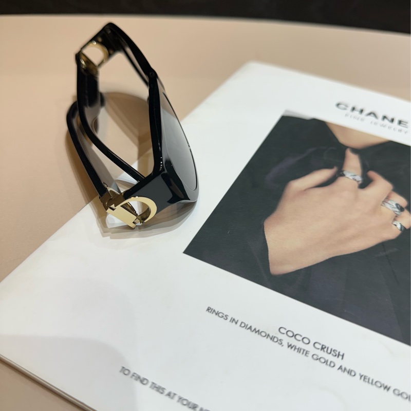 Dior 黑蝴蝶型太陽眼鏡 30 Montaigne-1