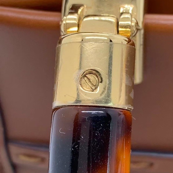 Fendi芬迪Sunshine棕色迷你琴譜包,13×17×5/,正常使用痕跡,邊角輕微磨損-8