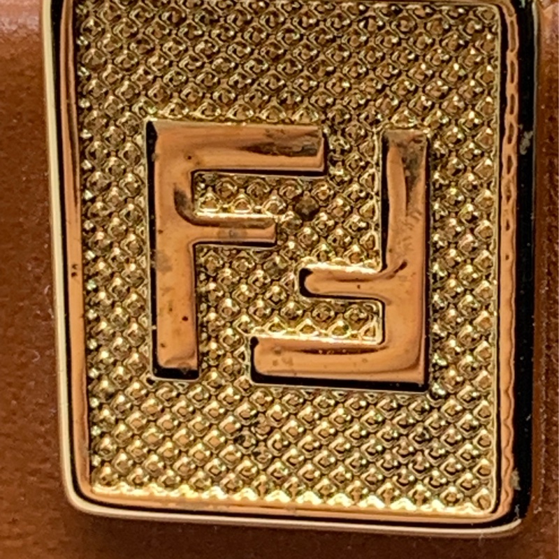 Fendi芬迪Sunshine棕色迷你琴譜包,13×17×5/,正常使用痕跡,邊角輕微磨損-10