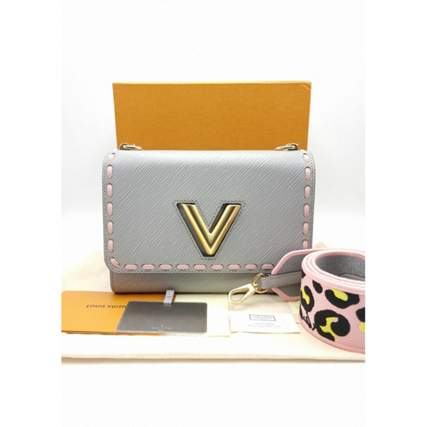 LOUIS VUITTON Epée Twist 膠囊系列縫線斜背包 M58606