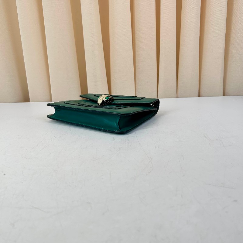 BVLGARI 綠色琺瑯蛇頭包 woc 小號款-6