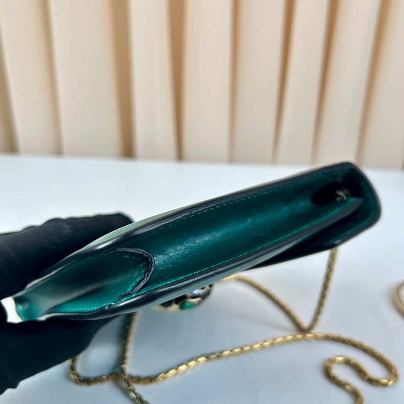 BVLGARI 綠色琺瑯蛇頭包 woc 小號款-15