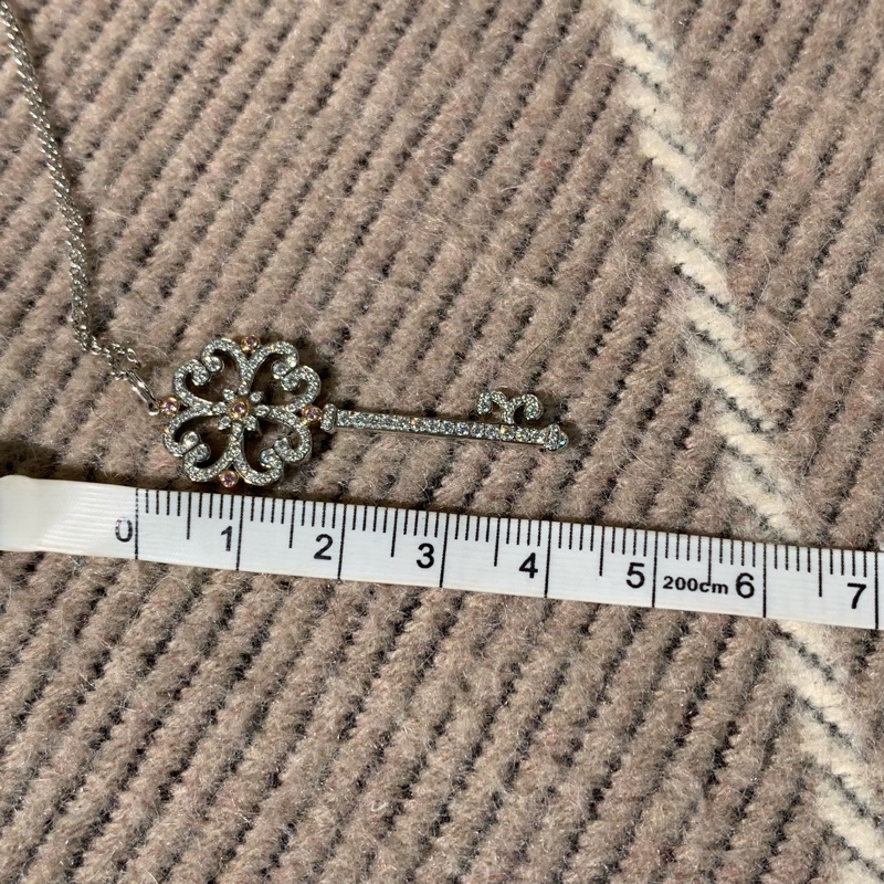 TIFFANY蒂芙尼Keys系列大鑰匙櫻花草鑰匙白金項鍊-6