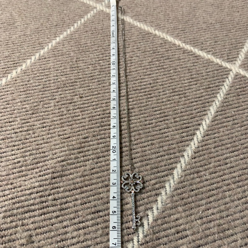 TIFFANY蒂芙尼Keys系列大鑰匙櫻花草鑰匙白金項鍊-7