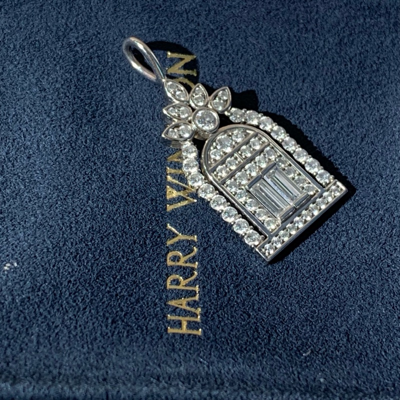 Harry Winston 海瑞溫斯頓幸福之門吊墜滿鑽，2025購入-8