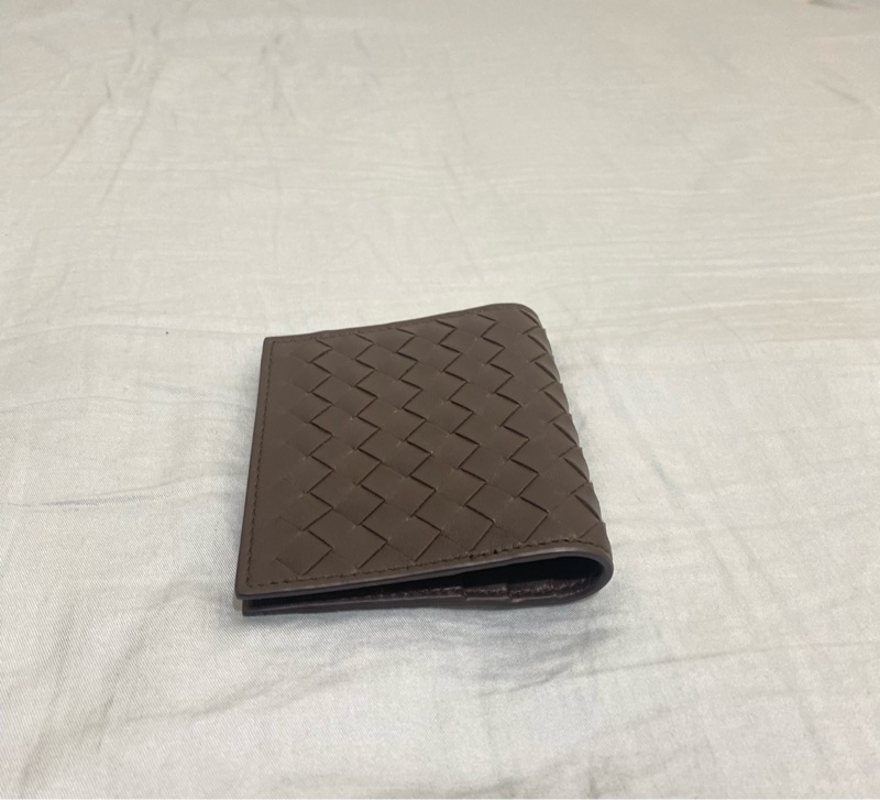 BOTTEGA VENETA 經典編織折疊卡片夾 咖啡色 全新-1