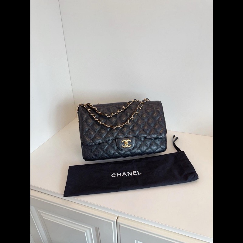 Chanel classic flap jumbo-0