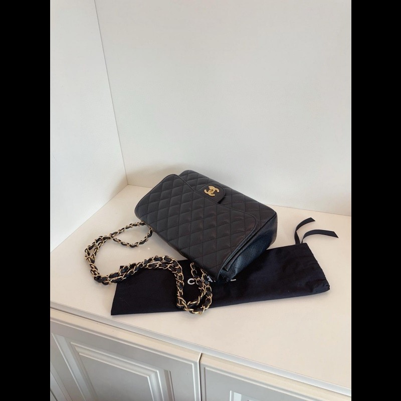 Chanel classic flap jumbo-4