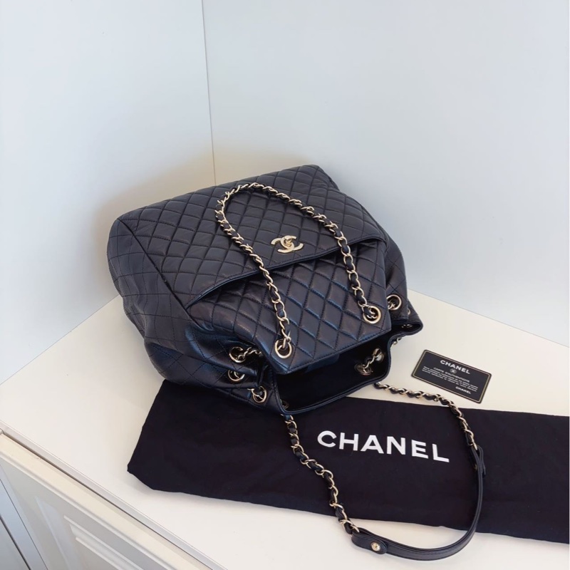 ✨Chanel 黑金水桶包 98新 部分膜還在🖤-6