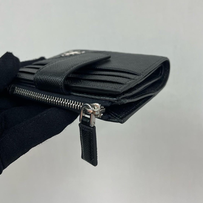 Prada saffiano wallet ( Black )-1