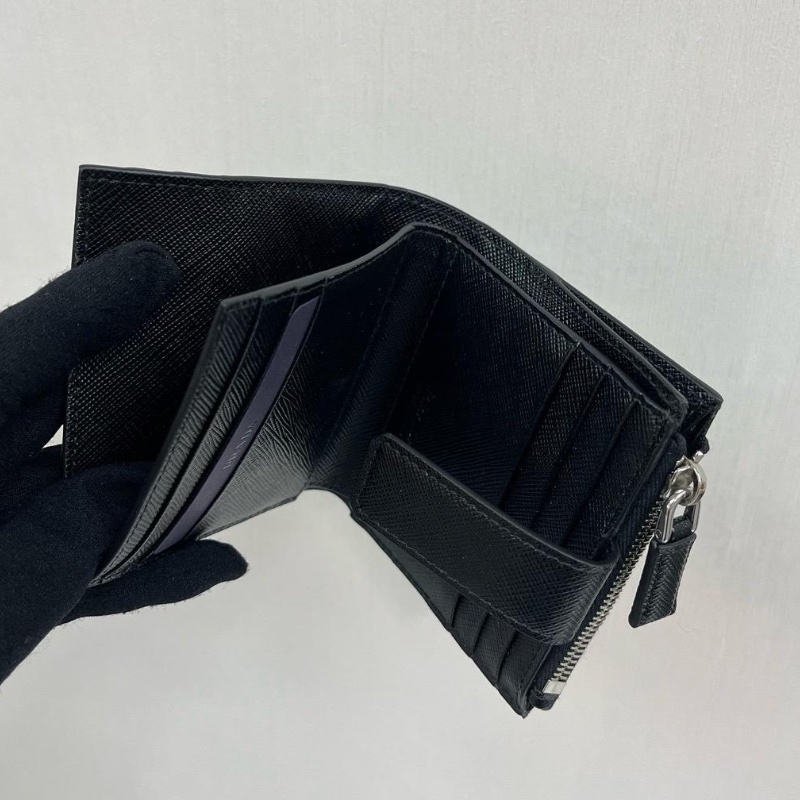 Prada saffiano wallet ( Black )-4