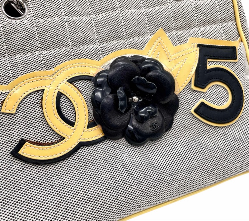 「JL 精品代購」9新 Chanel 香奈兒 山茶花 N5托特包-6