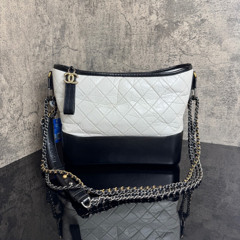 CHANEL 流浪包大號 黑拼白色-0