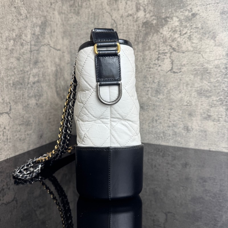 CHANEL 流浪包大號 黑拼白色-3