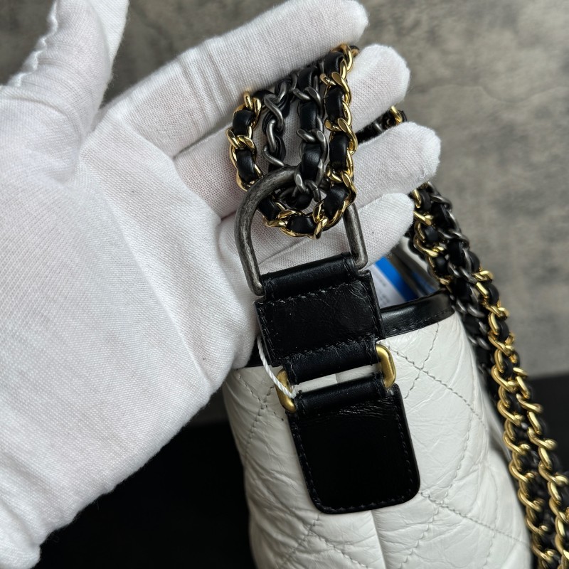 CHANEL 流浪包大號 黑拼白色-13