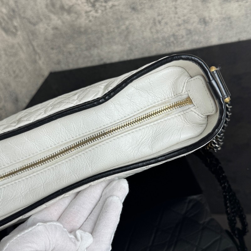 CHANEL 流浪包大號 黑拼白色-18