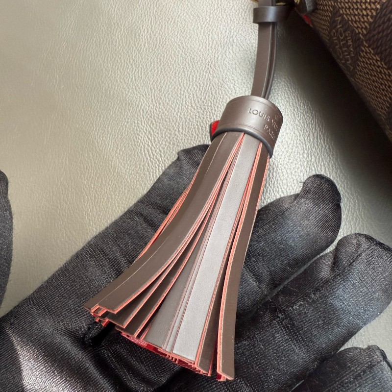 Lv 路易威登 Croisette棋盤格流蘇郵差包-23