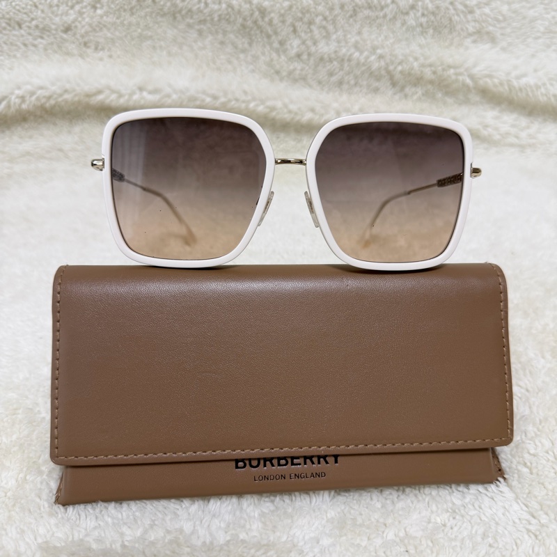 Burberry 墨鏡 白框-1