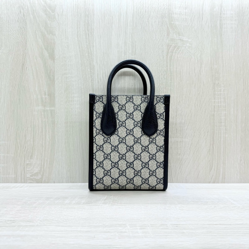 GUCCI原花拼深藍色牛皮INTERLOCKING GG琴譜包671623-1