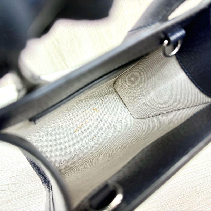 GUCCI原花拼深藍色牛皮INTERLOCKING GG琴譜包671623-11