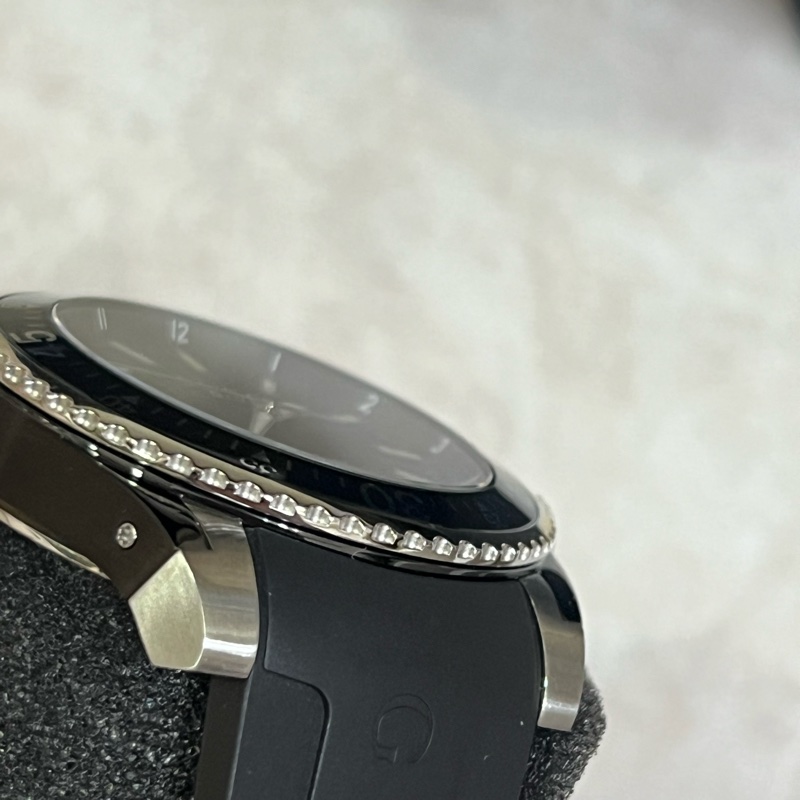 GUCCI Dive 200米潛水紳士橡膠款(YA136204A)x45mm-7