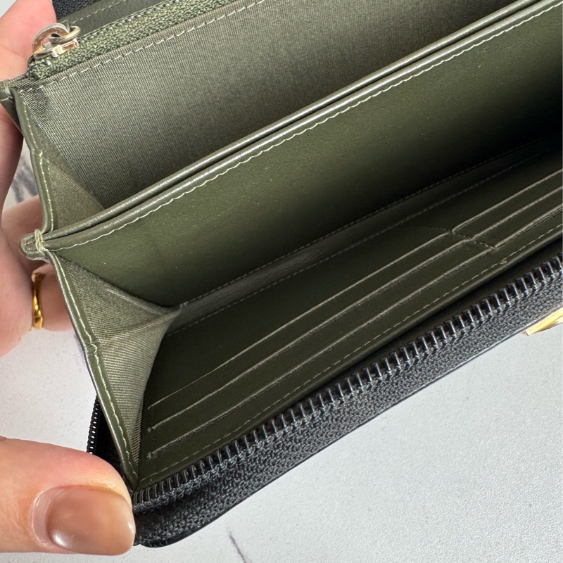 chanel黑菱格金boyㄇ拉長夾-25