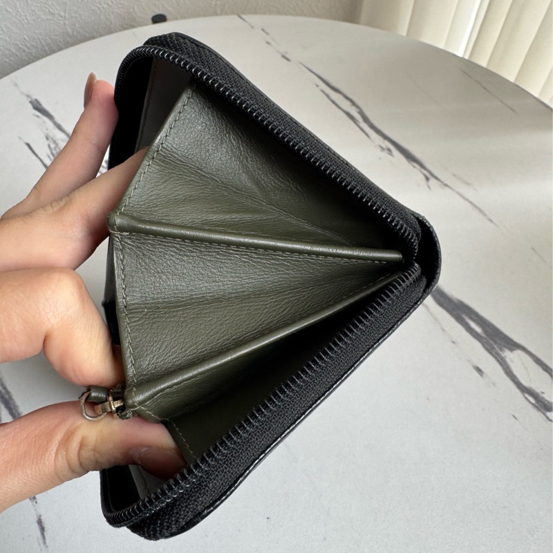 chanel黑菱格金boyㄇ拉長夾-26