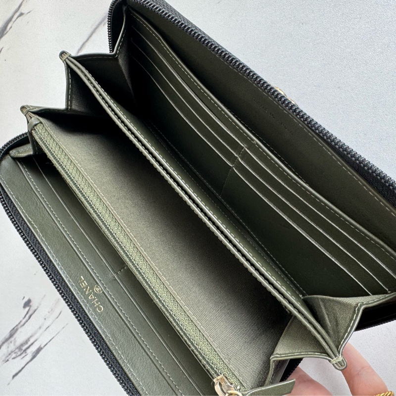 chanel黑菱格金boyㄇ拉長夾-33